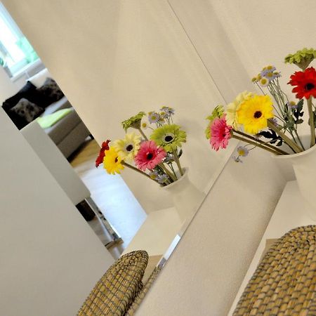 Ferienwohnung Im Univiertel Mit Garten Graz Extérieur photo